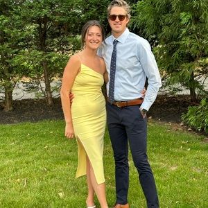 Beautiful, stylish wedding guest dress from Hello Molly.